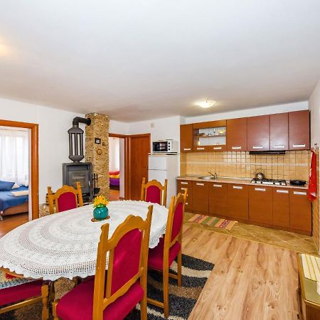 Vacation House Loreta Sveti Rok Zewnętrze zdjęcie